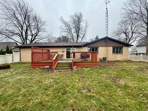 Tiny photo for 206 E Warren Street, Leroy, IL 61752 (MLS # 12540278)