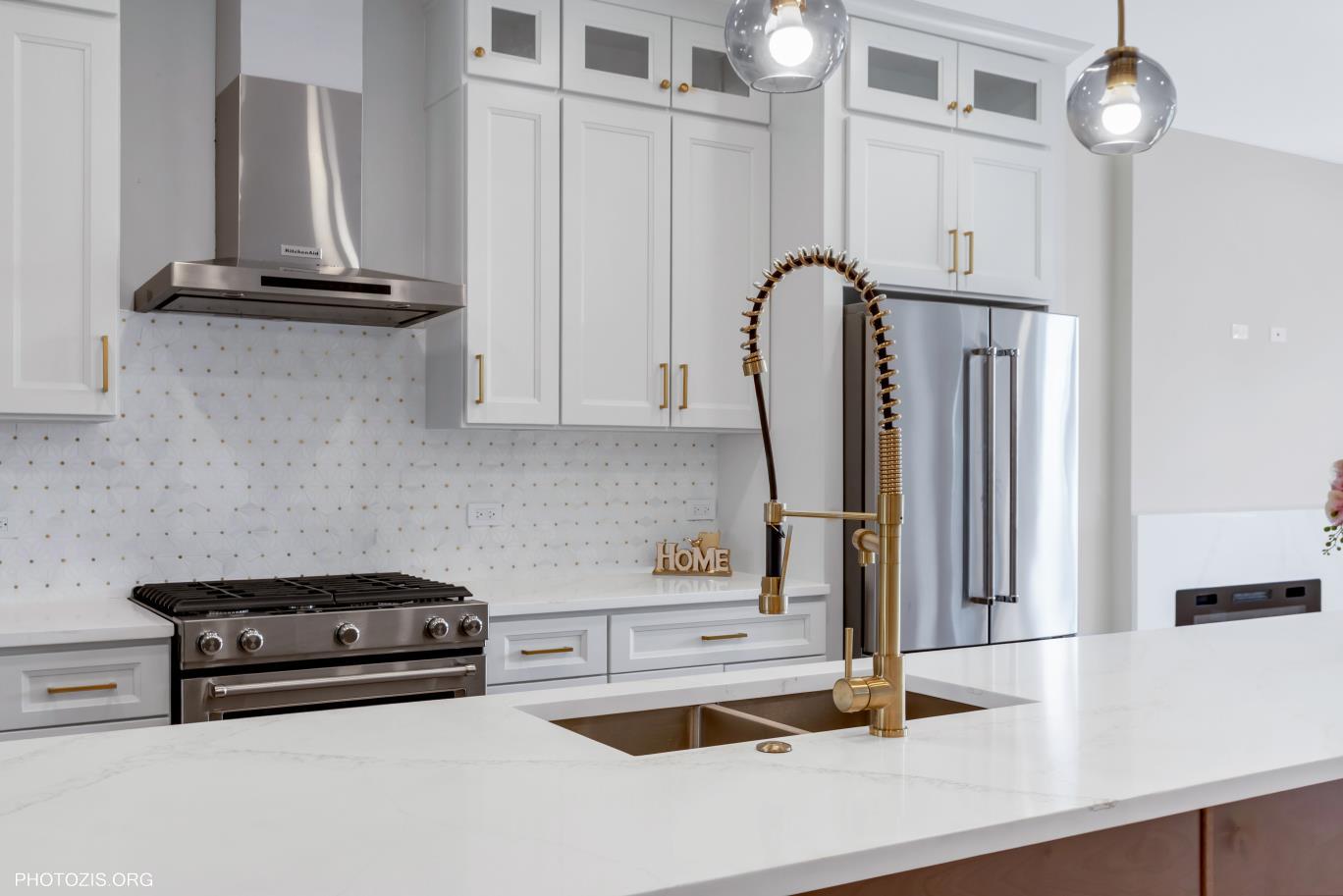 7431 W Forest Preserve Avenue