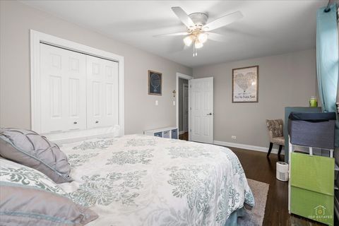 Tiny photo for 8932 S 85th Court, Hickory Hills, IL 60457 (MLS # 12619552)