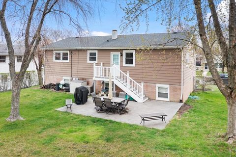 Tiny photo for 8932 S 85th Court, Hickory Hills, IL 60457 (MLS # 12619552)