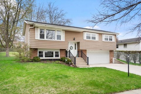 Tiny photo for 8932 S 85th Court, Hickory Hills, IL 60457 (MLS # 12619552)