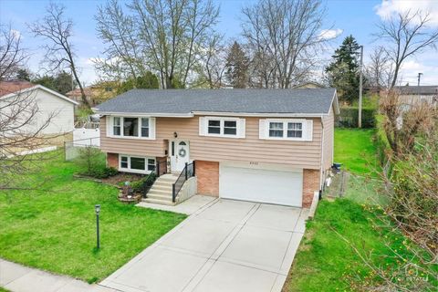 Tiny photo for 8932 S 85th Court, Hickory Hills, IL 60457 (MLS # 12619552)