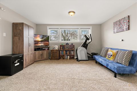 Tiny photo for 8932 S 85th Court, Hickory Hills, IL 60457 (MLS # 12619552)