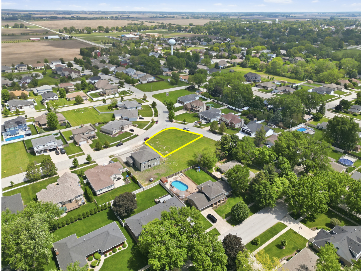 806 W Westgate Drive