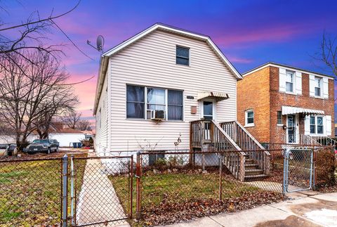 A home in Calumet Park