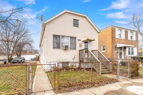 A home in Calumet Park