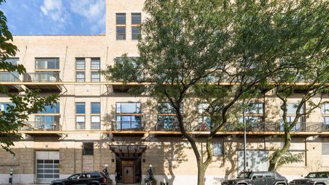 Tiny photo for 2545 S Dearborn Street #309, Chicago, IL 60616 (MLS # 12555000)