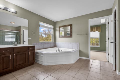 Tiny photo for 1575 McClellan Drive, Lindenhurst, IL 60046 (MLS # 12642574)