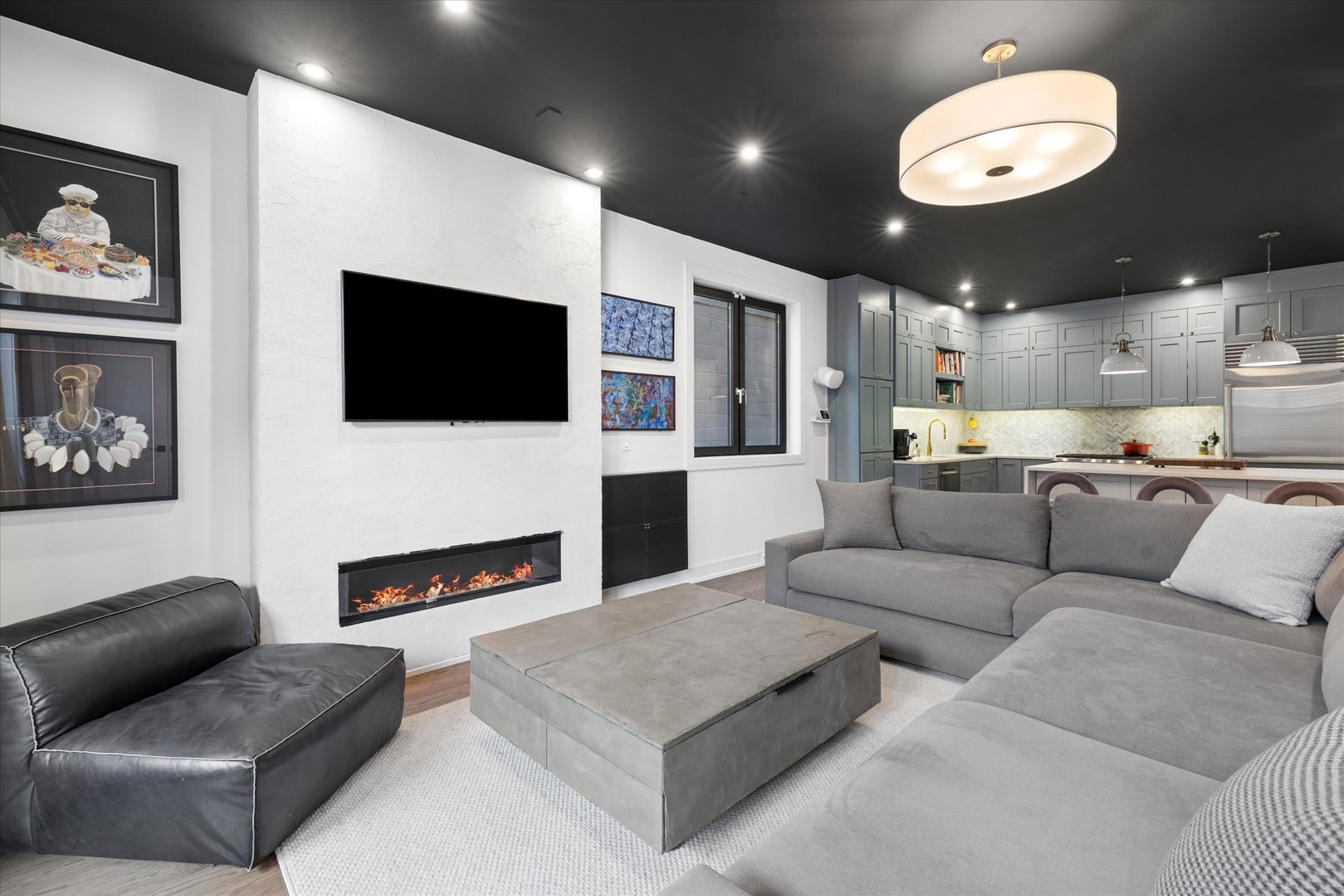 1346 N Claremont Avenue 1N