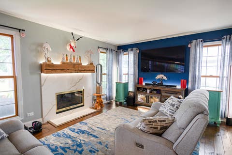 Tiny photo for 826 Fairmont Court, Des Plaines, IL 60018 (MLS # 12698665)