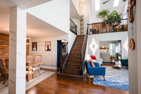 Tiny photo for 826 Fairmont Court, Des Plaines, IL 60018 (MLS # 12698665)