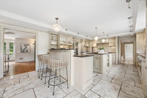 Tiny photo for 325 Princeton Road, Hinsdale, IL 60521 (MLS # 12754576)