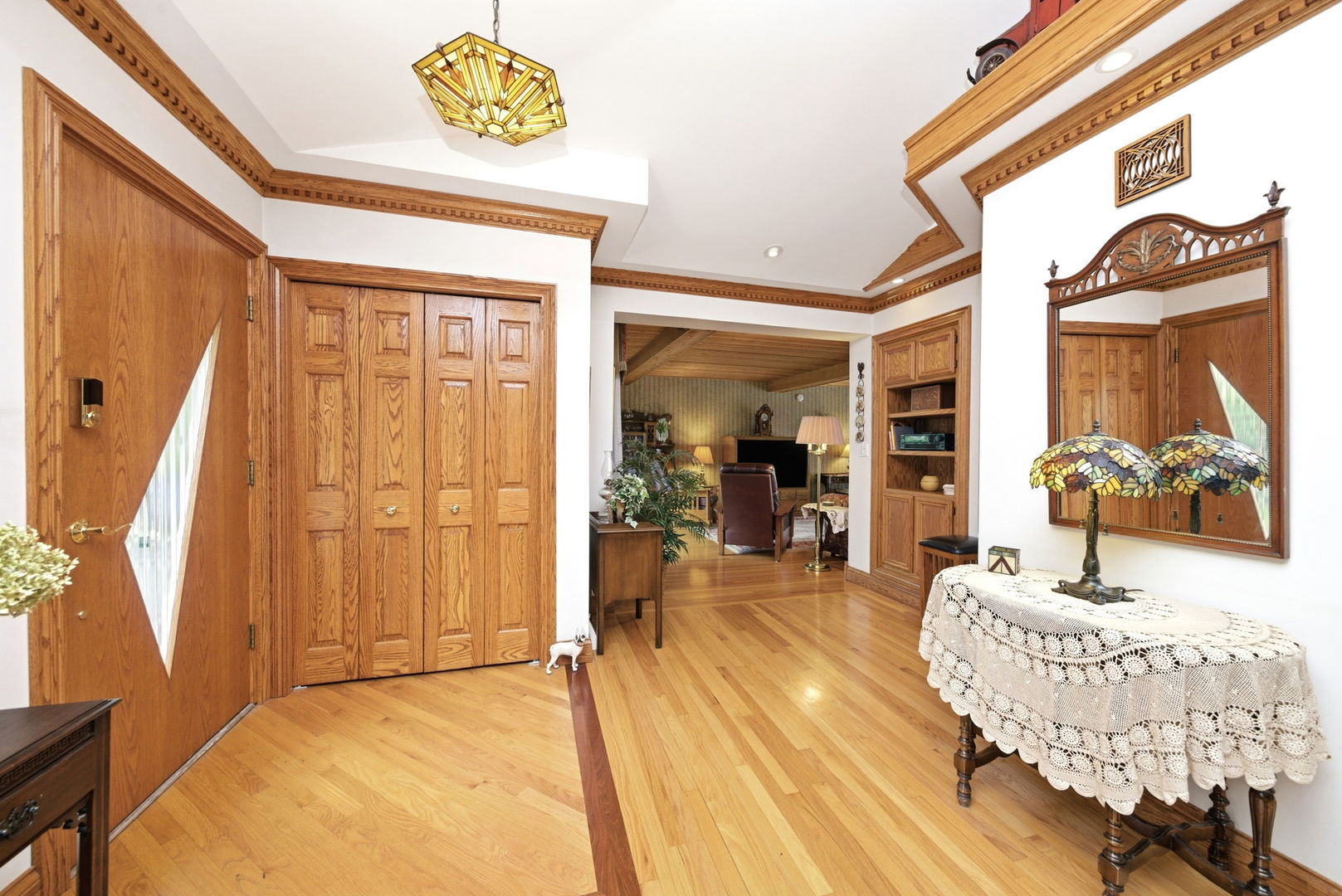 3934 Elm Street