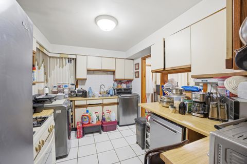 Tiny photo for 9748 S Van Vlissingen Road, Chicago, IL 60617 (MLS # 12551324)