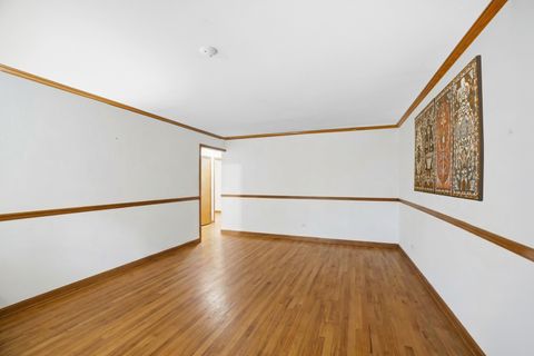 Tiny photo for 9748 S Van Vlissingen Road, Chicago, IL 60617 (MLS # 12551324)