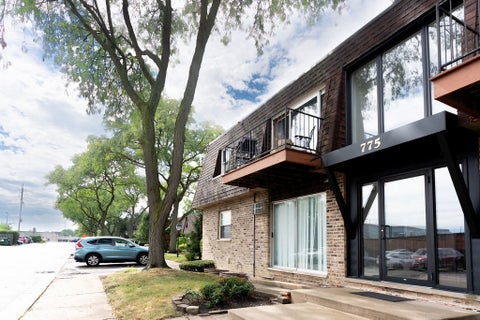 Tiny photo for 775 Grove Drive #207, Buffalo Grove, IL 60089 (MLS # 12751201)