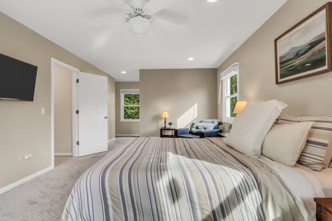 Tiny photo for 827 Hartford Drive, Gurnee, IL 60031 (MLS # 12661916)