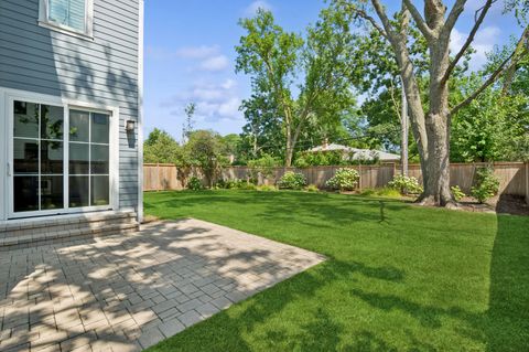 Tiny photo for 428 Beverly Drive, Wilmette, IL 60091 (MLS # 12531347)