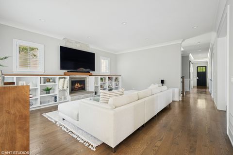 Tiny photo for 428 Beverly Drive, Wilmette, IL 60091 (MLS # 12531347)