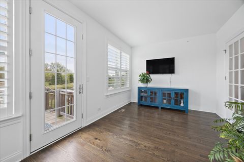 Tiny photo for 5531 Barton Lane, Hinsdale, IL 60521 (MLS # 12635772)