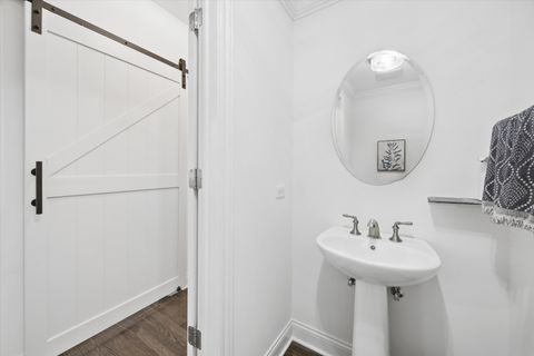Tiny photo for 5531 Barton Lane, Hinsdale, IL 60521 (MLS # 12635772)