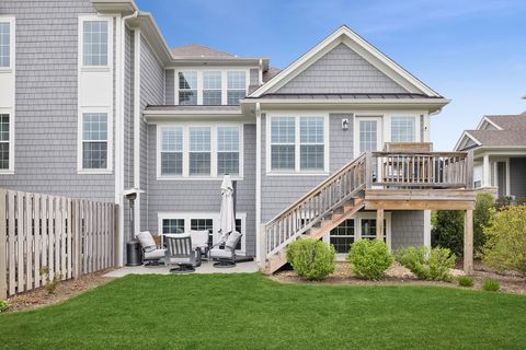 Tiny photo for 5531 Barton Lane, Hinsdale, IL 60521 (MLS # 12635772)