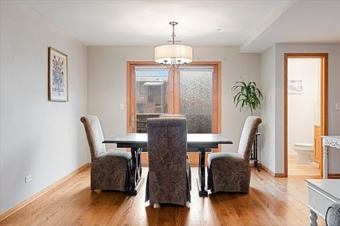 Tiny photo for 407 S Oak Park Avenue #H, Oak Park, IL 60302 (MLS # 12586861)