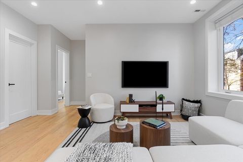 Tiny photo for 3653 W Barry Avenue #2W, Chicago, IL 60618 (MLS # 12516365)