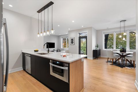 Tiny photo for 3653 W Barry Avenue #2W, Chicago, IL 60618 (MLS # 12516365)