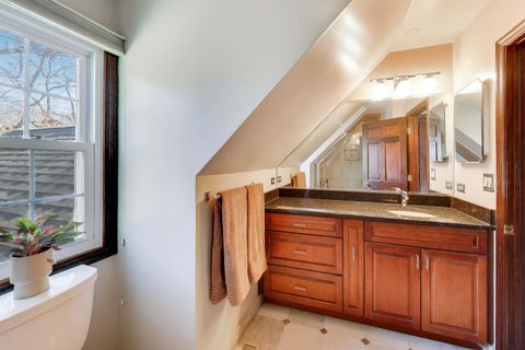 Tiny photo for 211 Woody Way, Oakwood Hills, IL 60013 (MLS # 12589198)