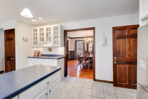 Tiny photo for 211 Woody Way, Oakwood Hills, IL 60013 (MLS # 12589198)