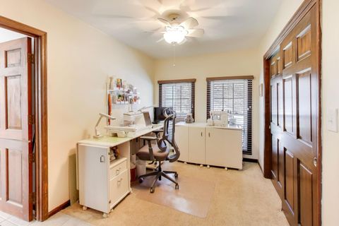 Tiny photo for 211 Woody Way, Oakwood Hills, IL 60013 (MLS # 12589198)