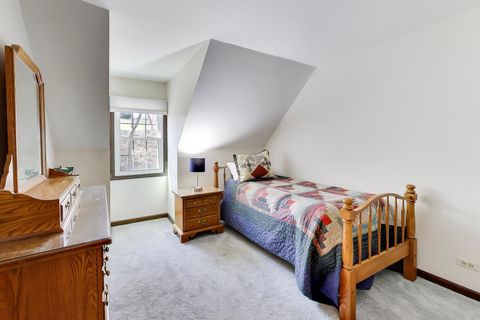 Tiny photo for 211 Woody Way, Oakwood Hills, IL 60013 (MLS # 12589198)