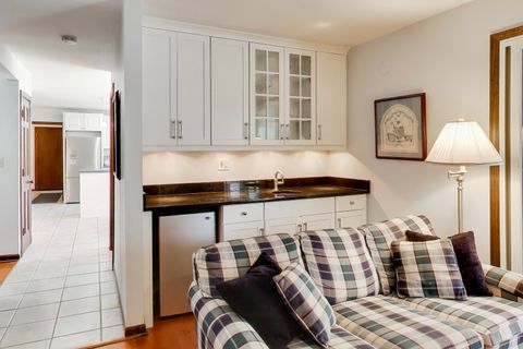 Tiny photo for 211 Woody Way, Oakwood Hills, IL 60013 (MLS # 12589198)