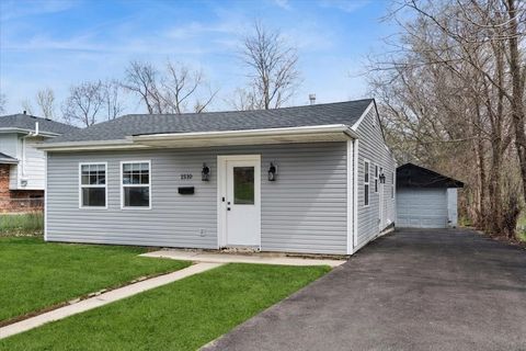 Photo of 1510 Fairview Avenue, Joliet, IL 60432 (MLS # 12610298)