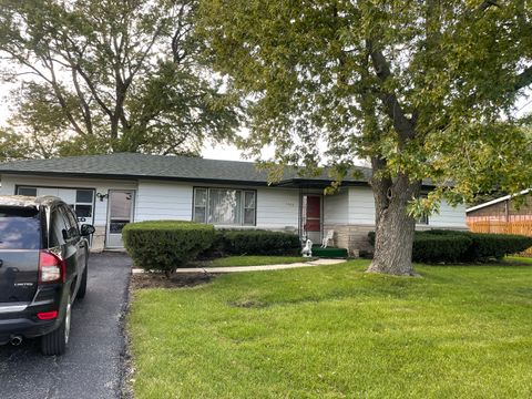 Photo of 1503 Rickey Drive, Joliet, IL 60433 (MLS # 12501508) Photo of 1503 Rickey Drive, Joliet, IL 60433 (MLS # 12501508)