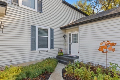 Photo of 4621 High Point Drive #6, Rockford, IL 61114 (MLS # 12793038)
