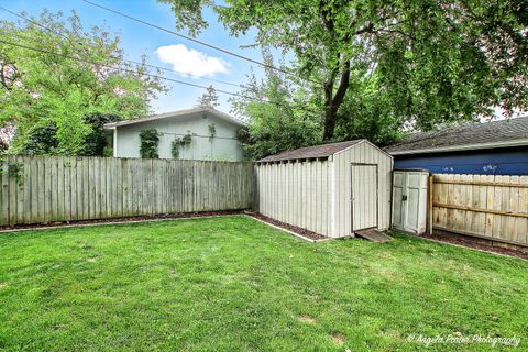 Tiny photo for 33648 N Oakland Drive, Gages Lake, IL 60030 (MLS # 12463073)