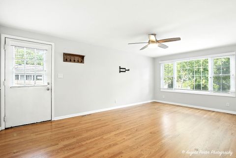 Tiny photo for 33648 N Oakland Drive, Gages Lake, IL 60030 (MLS # 12463073)