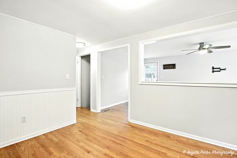 Tiny photo for 33648 N Oakland Drive, Gages Lake, IL 60030 (MLS # 12463073)