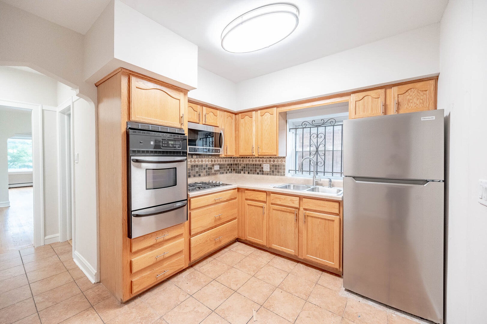 8344 S Lafayette Avenue