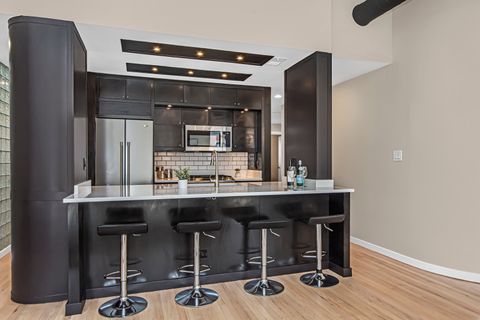 Tiny photo for 503 N Wells Street #3C, Chicago, IL 60654 (MLS # 12594340)