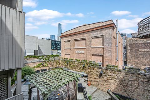 Tiny photo for 503 N Wells Street #3C, Chicago, IL 60654 (MLS # 12594340)