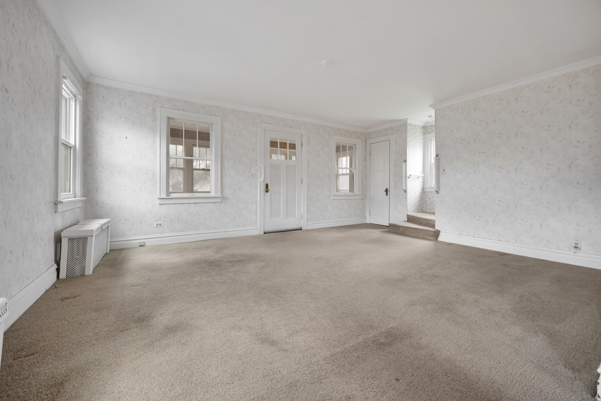 130 W Washington Street