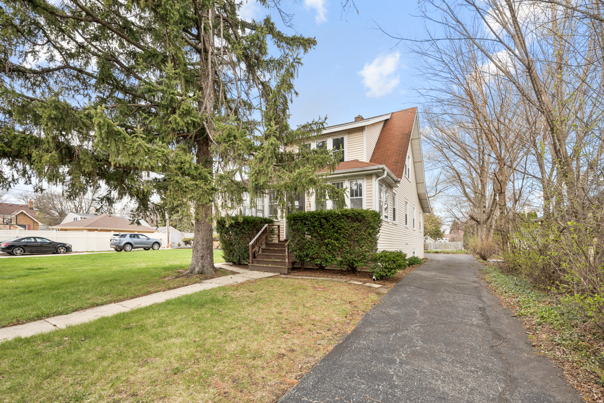 130 W Washington Street