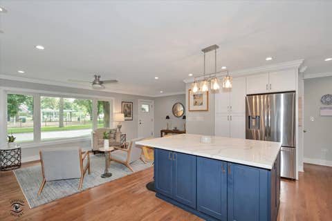 Tiny photo for 801 N Stone Avenue, La Grange Park, IL 60526 (MLS # 12698475)