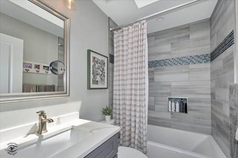 Tiny photo for 801 N Stone Avenue, La Grange Park, IL 60526 (MLS # 12698475)