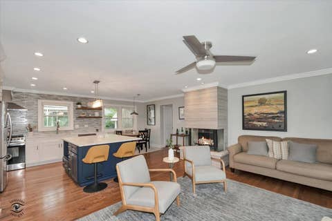 Tiny photo for 801 N Stone Avenue, La Grange Park, IL 60526 (MLS # 12698475)