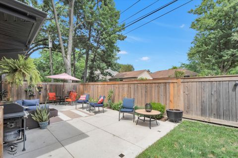 Tiny photo for 801 N Stone Avenue, La Grange Park, IL 60526 (MLS # 12698475)