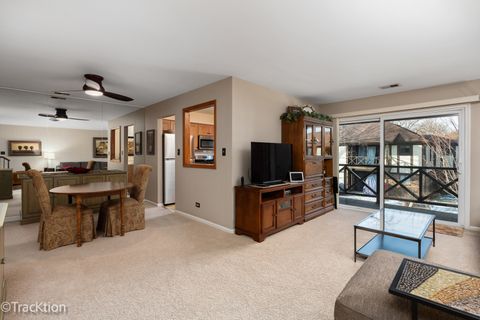 Tiny photo for 1014 Lakeland Court #2a, Wheeling, IL 60090 (MLS # 12540046)